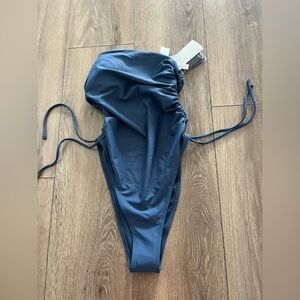 NWT ABERCROMBIE & FITCH HIGH LEG CHEEKY OPEN PIECE SWIMSUIT